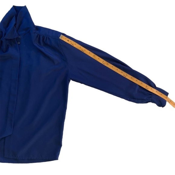 90s corporate style Royal blue blouse with wrap collar and ruched shoulder seams - Picture 3 of 4